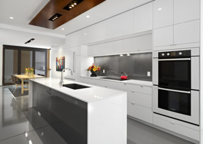 high-end-kitchen-cabinets-Kitchen-Contemporary-with-backsplash-Blanco-Bosch-caesarstone